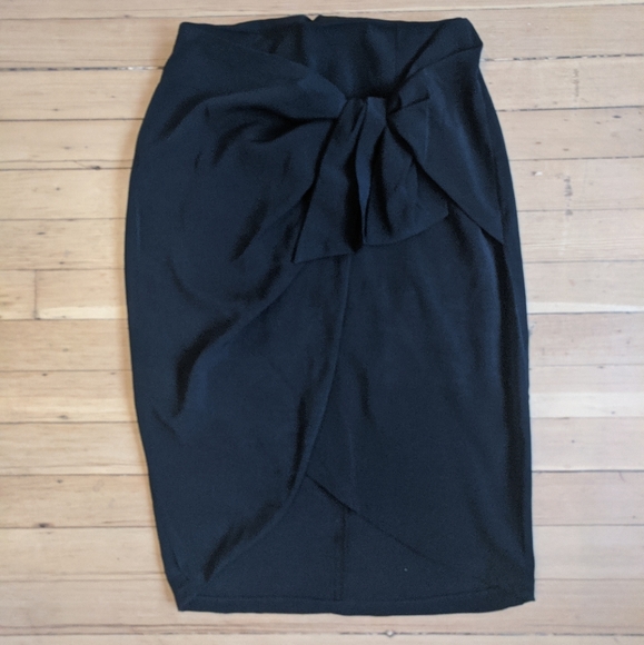 Dynamite Dresses & Skirts - Dynamite Pencil Skirt